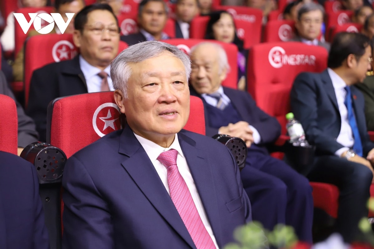 lanh dao Dang, nha nuoc du le cong bo cac nghi quyet, quyet dinh sap nhap don vi hanh chinh hinh anh 14