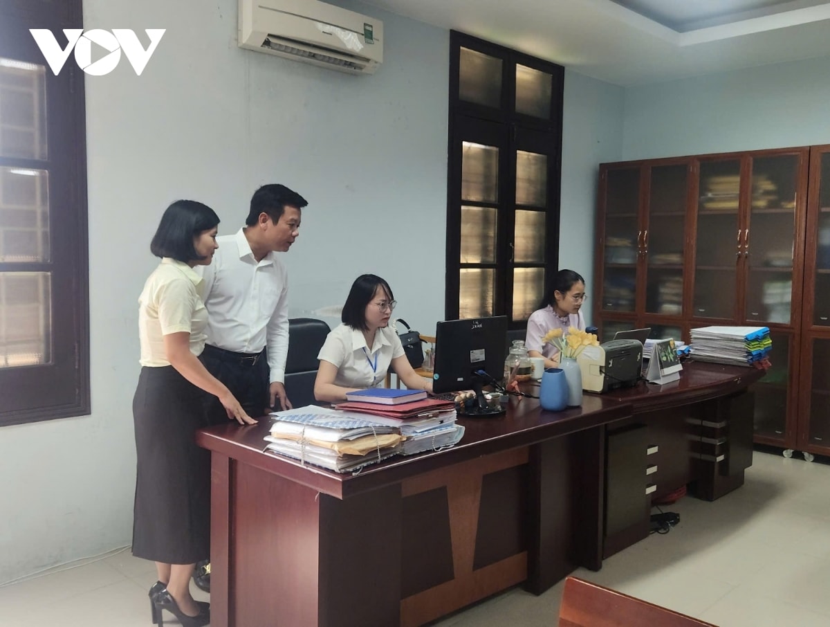 cán bộ xa nhà ổn định tư tưởng, tập trung hoàn thành nhiệm vụ hình ảnh 1 can bo xa nha on dinh tu tuong, tap trung hoan thanh nhiem vu hinh anh 1