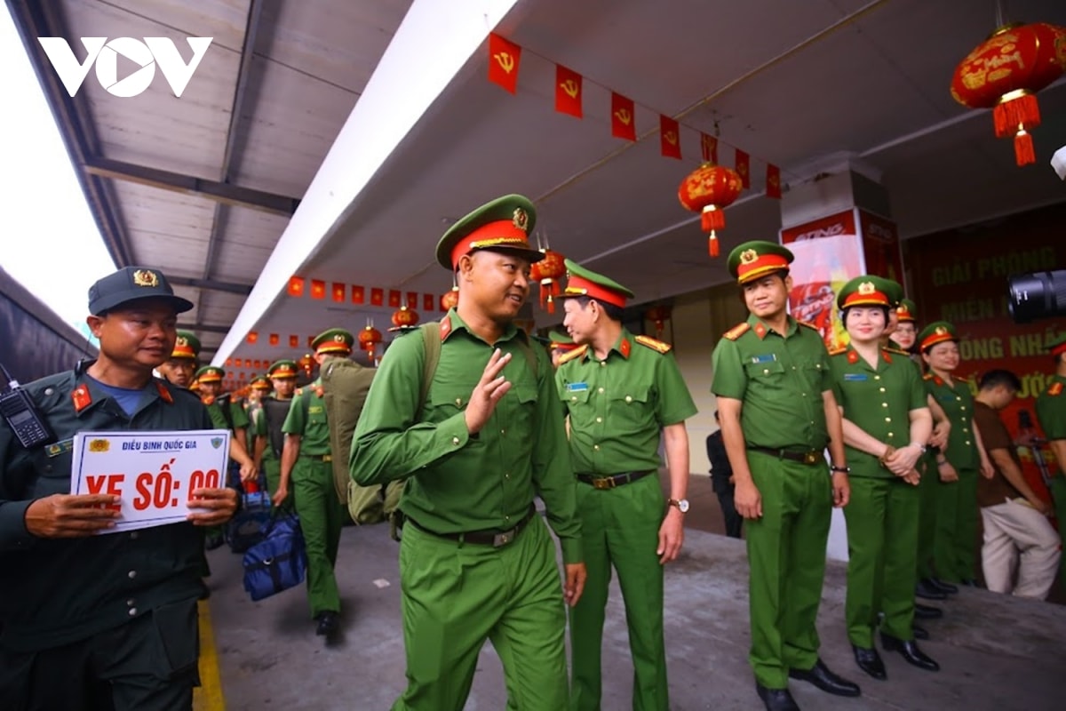 Don 566 chien si co dong Dong nam ra ha noi tap luyen dieu binh 80 nam quoc khanh hinh anh 11