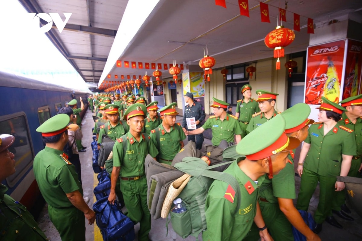 Don 566 chien si co dong Dong nam ra ha noi tap luyen dieu binh 80 nam quoc khanh hinh anh 6