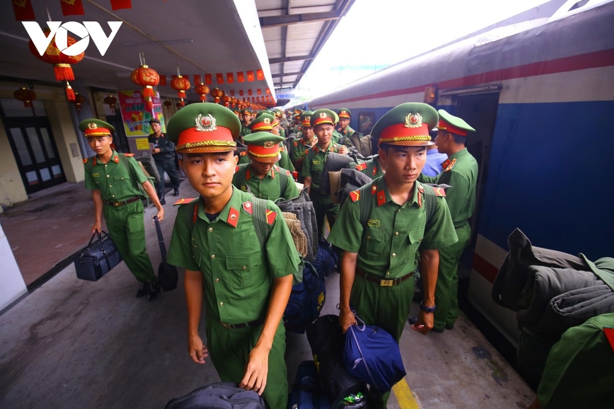 Don 566 chien si co dong Dong nam ra ha noi tap luyen dieu binh 80 nam quoc khanh hinh anh 5