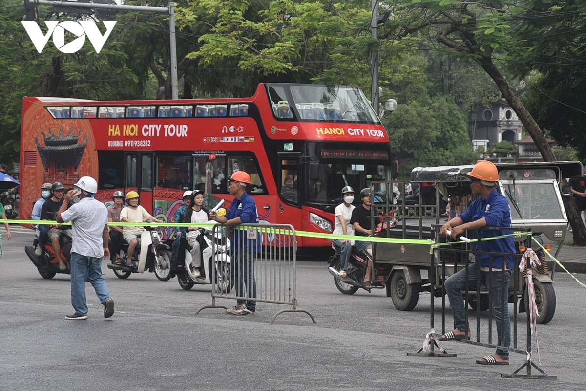 toan canh pha do toa nha ham ca map nhin tu tren cao hinh anh 4