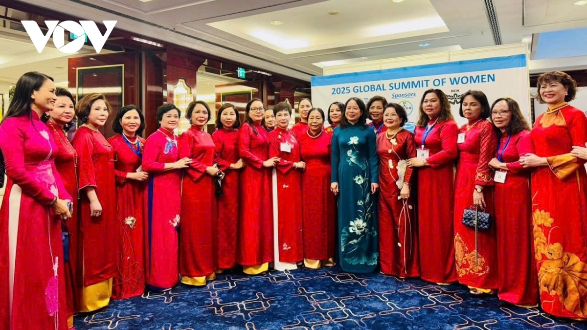 phó chủ tịch nước võ thị Ánh xuân phụ nữ là những kiến trúc sư của nền kinh tế hình ảnh 5 pho chu tich nuoc vo thi Anh xuan phu nu la nhung kien truc su cua nen kinh te hinh anh 5
