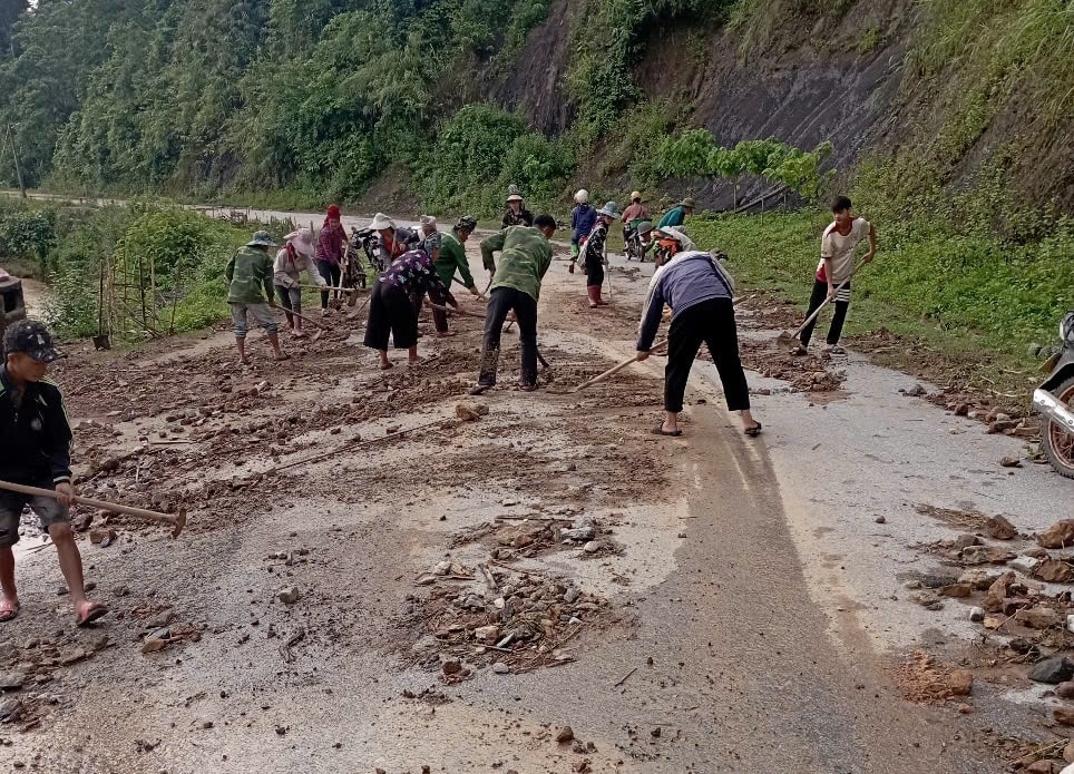 mưa lớn nhiều ngày gây sạt lở ở mường sại sơn la hình ảnh 1 mua lon nhieu ngay gay sat lo o muong sai son la hinh anh 1