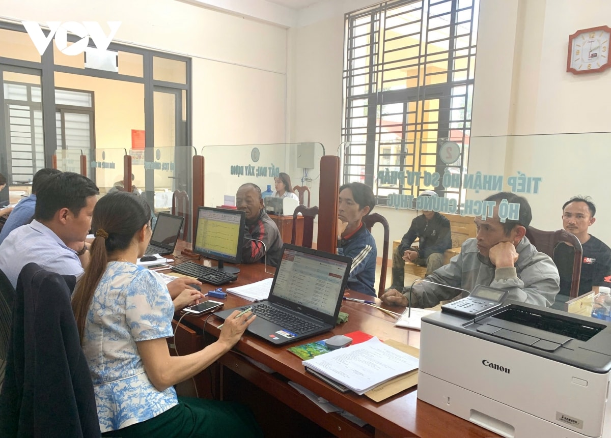 dân phải đến nơi khác xử lý hồ sơ thì bộ máy xã này có thể bị đánh giá chưa tốt hình ảnh 3 dan phai den noi khac xu ly ho so thi bo may xa nay co the bi danh gia chua tot hinh anh 3