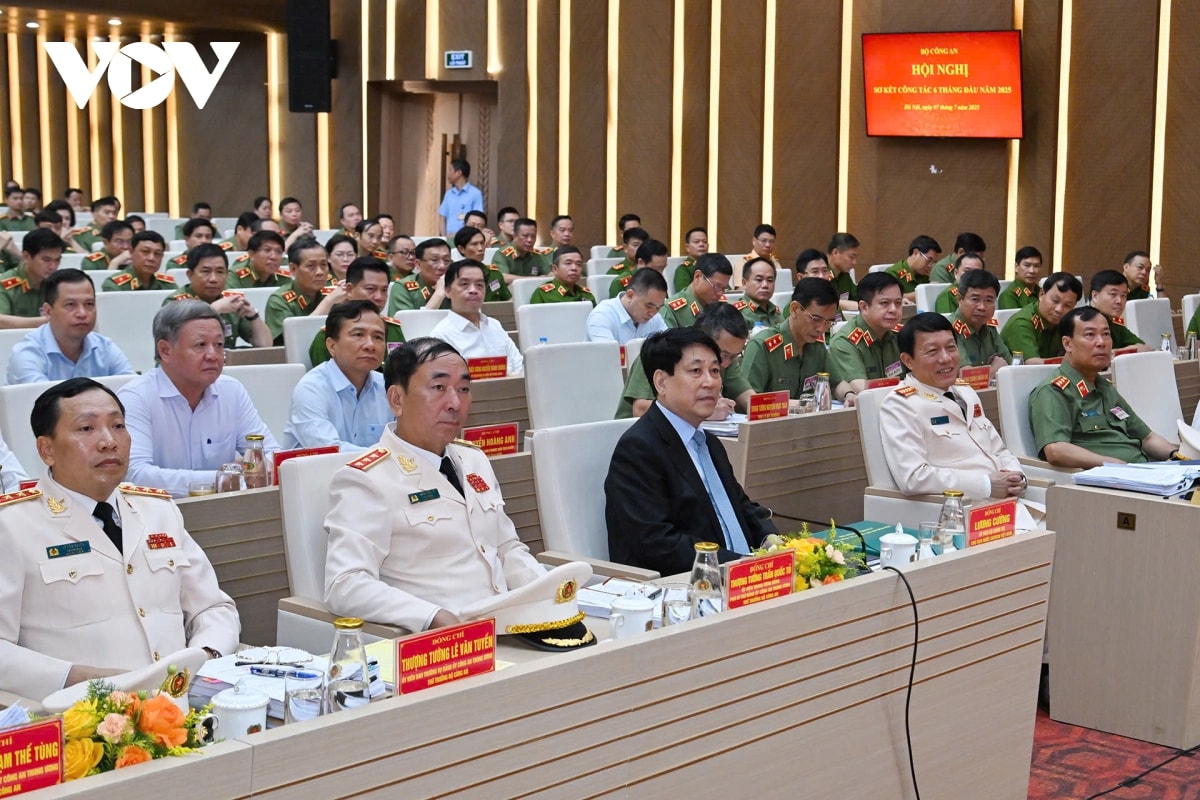 chu tich nuoc luong cuong du hoi nghi so ket 6 thang dau nam cua bo cong an hinh anh 3