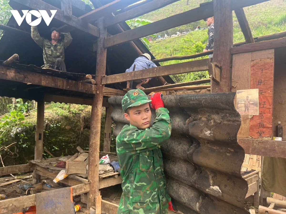 bộ đội biên phòng cao bằng góp sức dựng nhà, xây thế trận lòng dân nơi biên giới hình ảnh 2 bo doi bien phong cao bang gop suc dung nha, xay the tran long dan noi bien gioi hinh anh 2