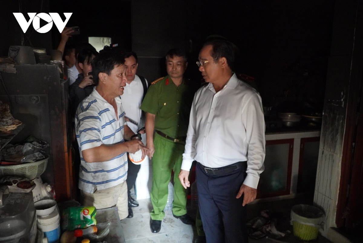 vụ cháy ở tp.hcm làm 8 người chết nạn nhân gọi điện thoại cầu cứu người thân hình ảnh 2 vu chay o tp.hcm lam 8 nguoi chet nan nhan goi dien thoai cau cuu nguoi than hinh anh 2