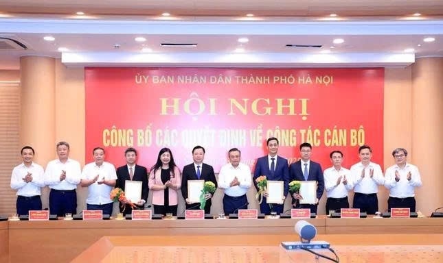 Đề xuất bầu bổ sung 4 ủy viên ubnd thành phố hà nội hình ảnh 1 De xuat bau bo sung 4 uy vien ubnd thanh pho ha noi hinh anh 1