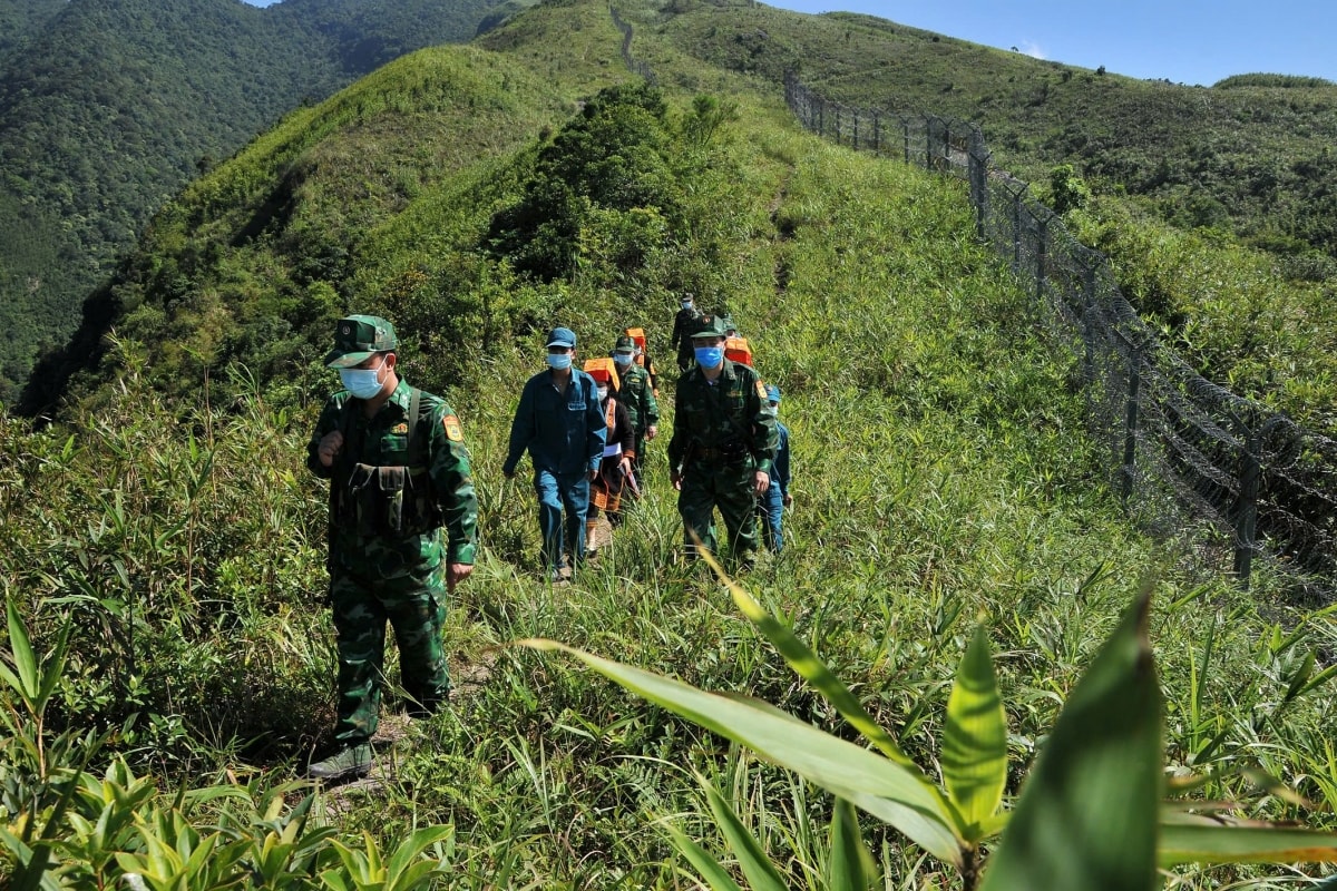 lạng sơn chống buôn lậu ngay từ nội bộ lực lượng thực thi công vụ hình ảnh 4 lang son chong buon lau ngay tu noi bo luc luong thuc thi cong vu hinh anh 4