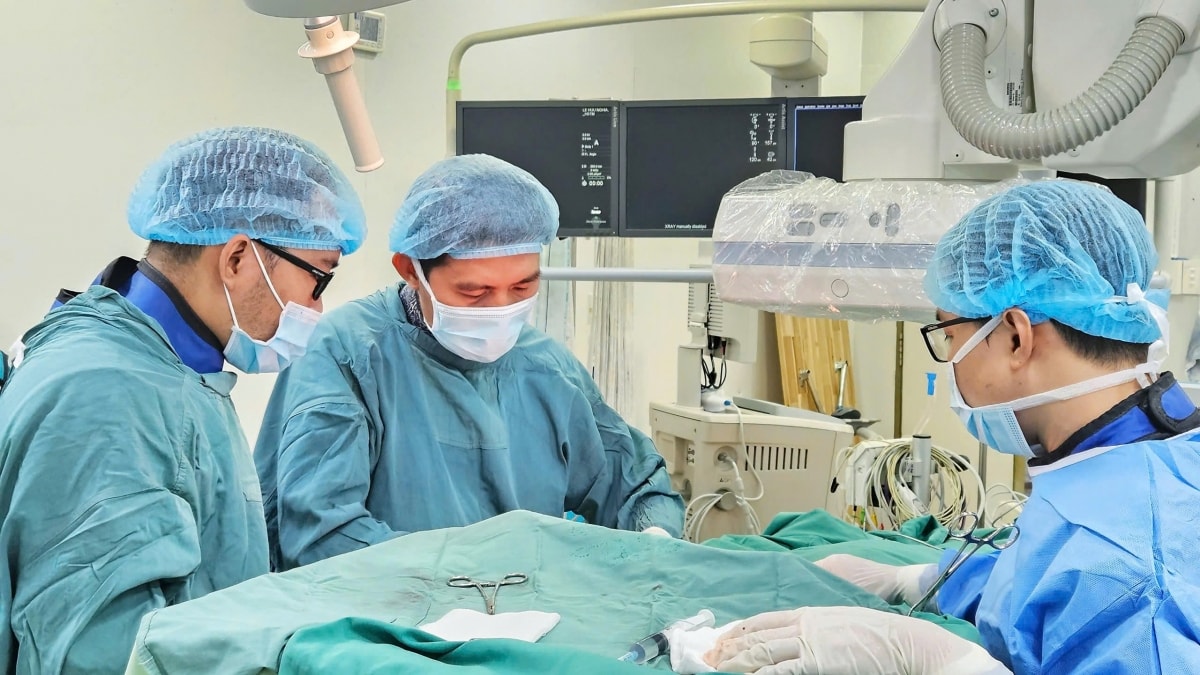 người đàn ông ngưng tim trong lúc ngủ may mắn thoát chết 2 lần hình ảnh 1 nguoi dan ong ngung tim trong luc ngu may man thoat chet 2 lan hinh anh 1