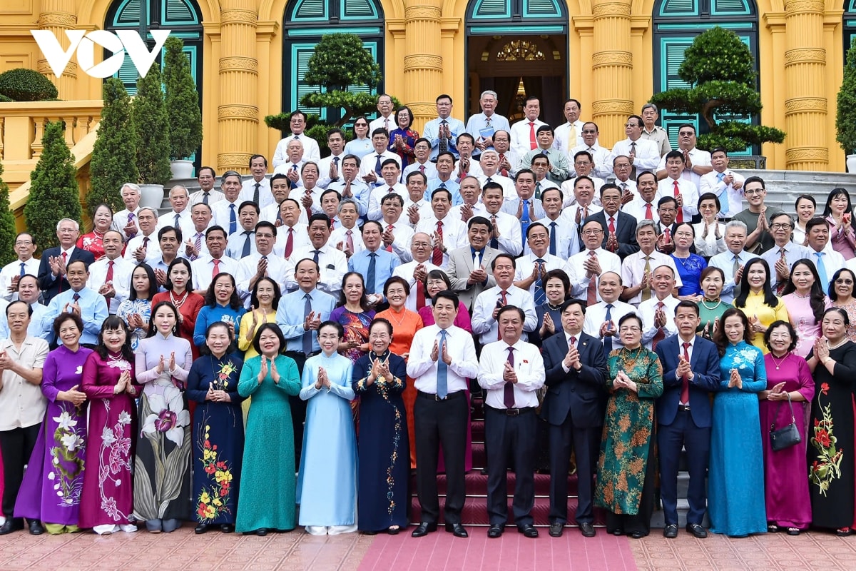 chủ tịch nước lương cường gặp mặt đoàn đại biểu hội khuyến học tiêu biểu toàn quốc hình ảnh 6 chu tich nuoc luong cuong gap mat doan dai bieu hoi khuyen hoc tieu bieu toan quoc hinh anh 6