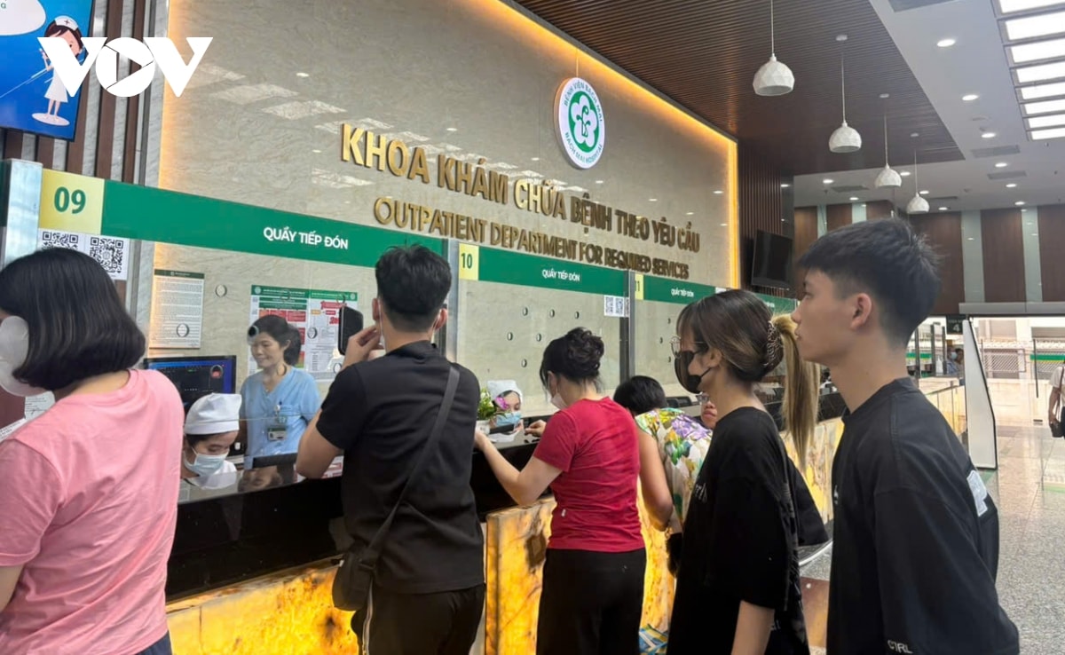 khám theo yêu cầu vẫn được bhyt chi trả, người bệnh cần lưu ý gì hình ảnh 1 kham theo yeu cau van duoc bhyt chi tra, nguoi benh can luu y gi hinh anh 1