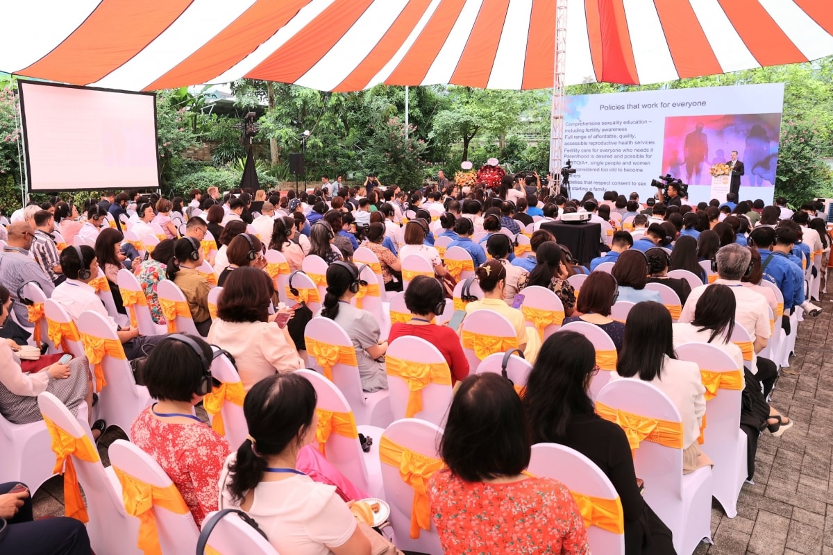 Đề xuất hỗ trợ tiền mặt, nghỉ thai sản trong luật dân số mới hình ảnh 2 De xuat ho tro tien mat, nghi thai san trong luat dan so moi hinh anh 2
