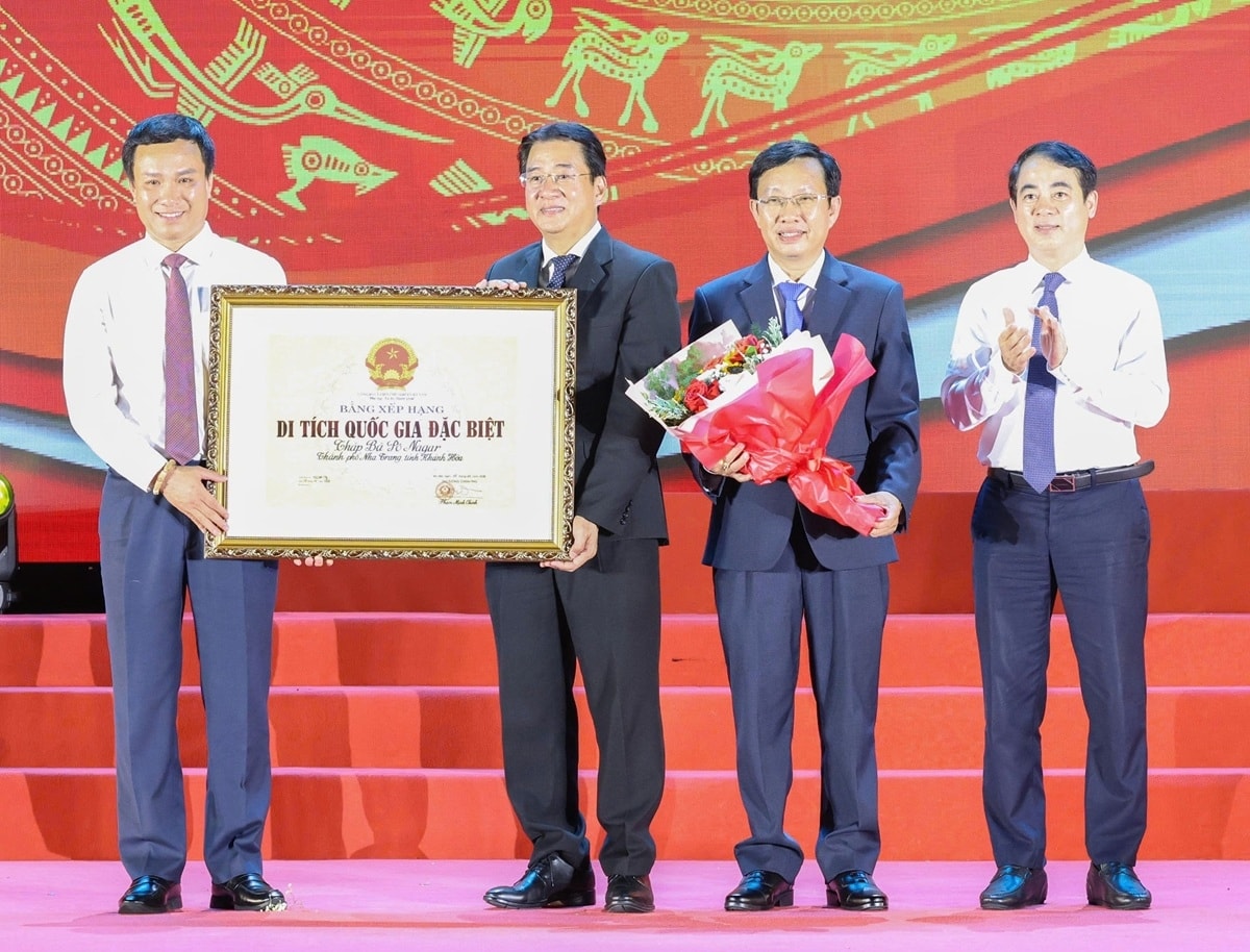 khánh hòa đón nhận bằng xếp hạng di tích quốc gia đặc biệt tháp bà pô nagar hình ảnh 2 khanh hoa don nhan bang xep hang di tich quoc gia dac biet thap ba po nagar hinh anh 2