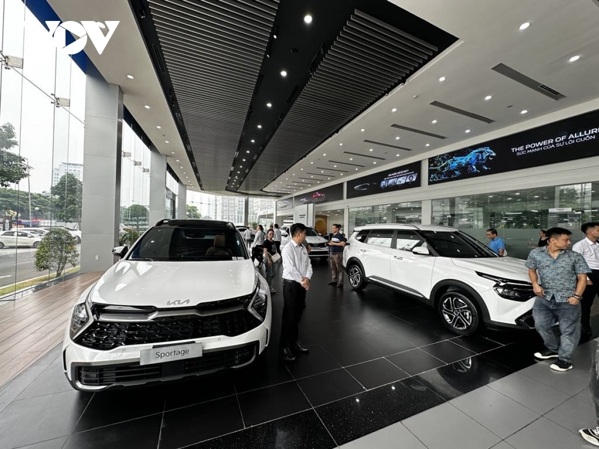 hà nội nghiên cứu tăng lệ phí trước bạ, phí biển số ô tô, xe máy chạy xăng, dầu hình ảnh 3 ha noi nghien cuu tang le phi truoc ba, phi bien so o to, xe may chay xang, dau hinh anh 3