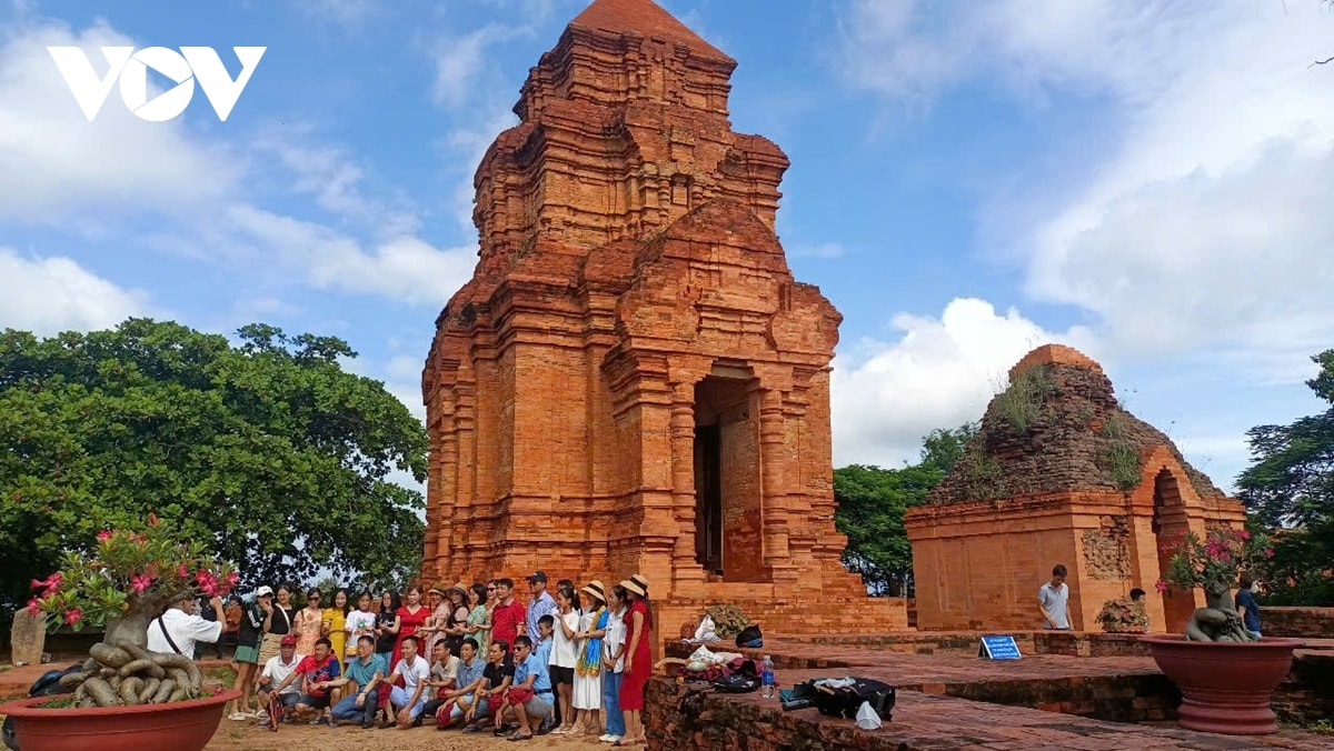 các điểm đến vùng biển của tỉnh lâm Đồng thu hút đông du khách hình ảnh 1 cac diem den vung bien cua tinh lam Dong thu hut dong du khach hinh anh 1