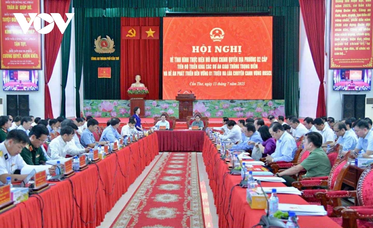 thủ tướng chuyên viên chính, chuyên viên cao cấp phải chấp nhận để sắp xếp cán bộ hình ảnh 2 thu tuong chuyen vien chinh, chuyen vien cao cap phai chap nhan de sap xep can bo hinh anh 2