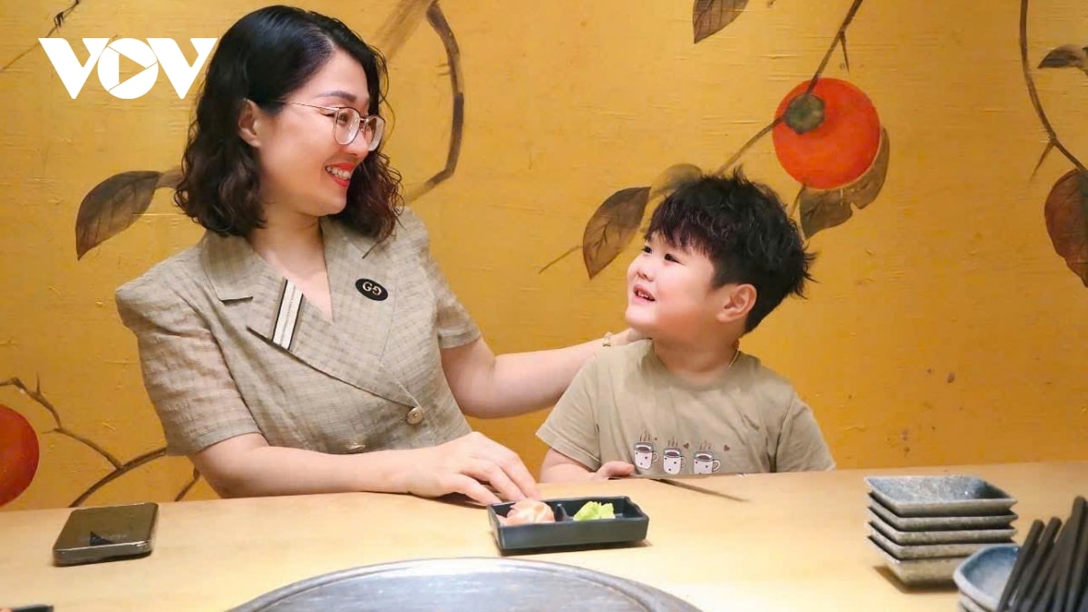 cấm điện thoại trong trường học Đã đến lúc cần một chủ trương toàn quốc hình ảnh 1 cam dien thoai trong truong hoc Da den luc can mot chu truong toan quoc hinh anh 1