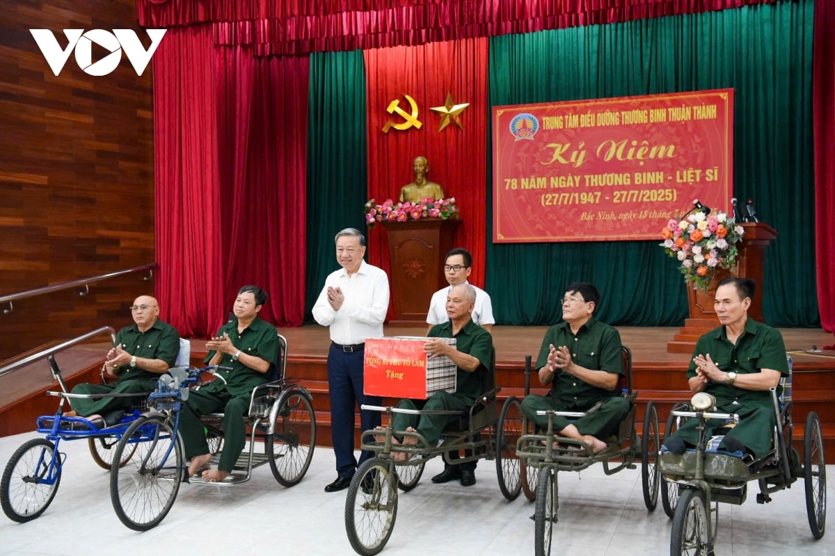tổng bí thư tô lâm người có công với cách mạng là tài sản quý báu của dân tộc hình ảnh 3 tong bi thu to lam nguoi co cong voi cach mang la tai san quy bau cua dan toc hinh anh 3