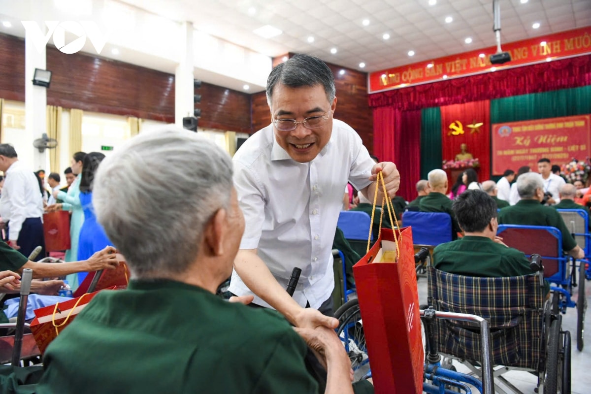 tổng bí thư tô lâm người có công với cách mạng là tài sản quý báu của dân tộc hình ảnh 5 tong bi thu to lam nguoi co cong voi cach mang la tai san quy bau cua dan toc hinh anh 5