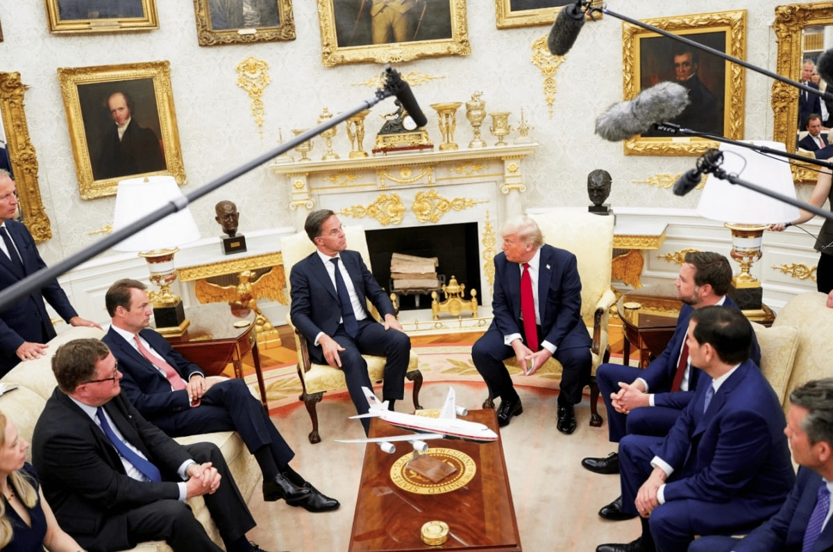 Ông trump đối mặt bài toán khó khi áp mức thuế khủng 100 với đối tác của nga hình ảnh 1 Ong trump doi mat bai toan kho khi ap muc thue khung 100 voi doi tac cua nga hinh anh 1