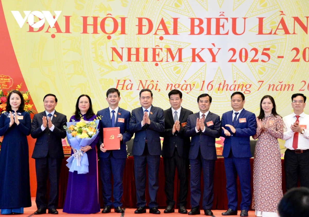 chủ tịch quốc hội trần thanh mẫn dự Đại hội Đảng bộ văn phòng quốc hội hình ảnh 5 chu tich quoc hoi tran thanh man du Dai hoi Dang bo van phong quoc hoi hinh anh 5