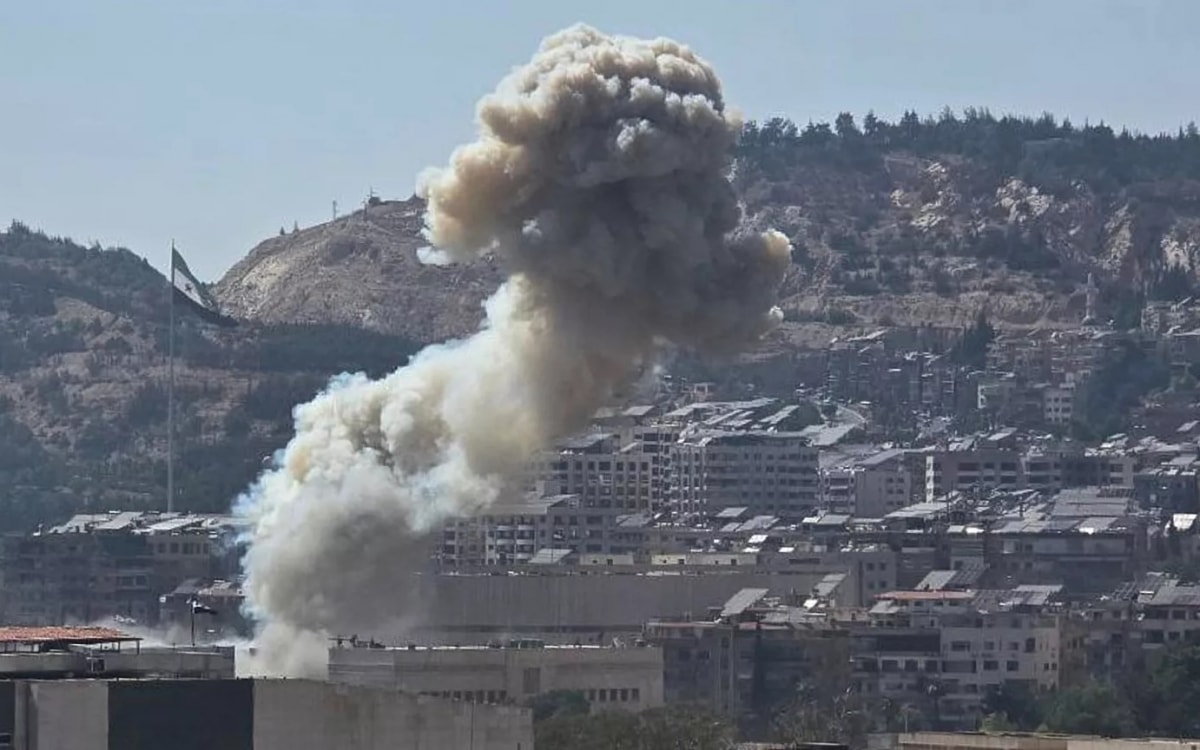 israel giội bom trụ sở bộ quốc phòng syria, tình hình diễn biến phức tạp hình ảnh 1 israel gioi bom tru so bo quoc phong syria, tinh hinh dien bien phuc tap hinh anh 1