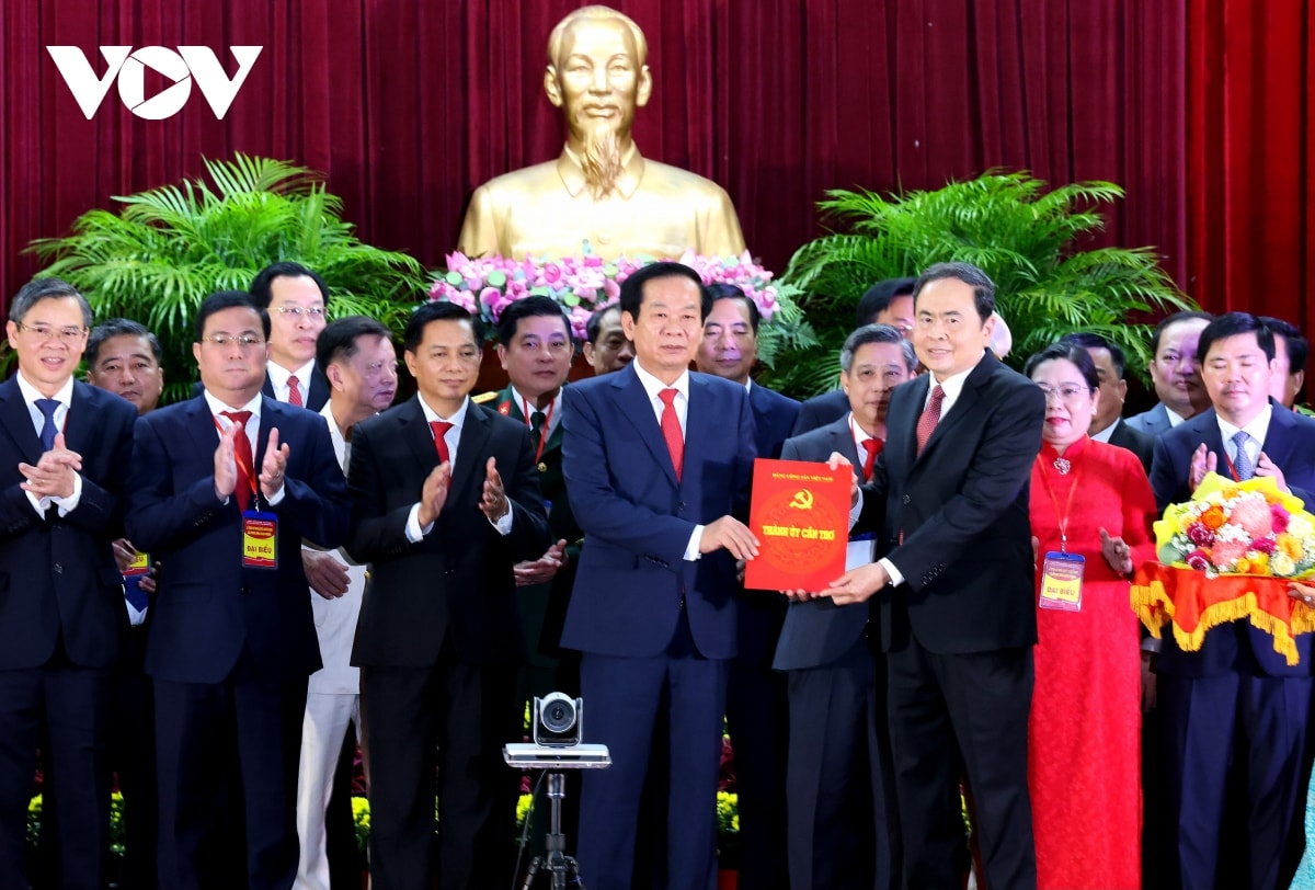 cần thơ phân công nhiệm vụ thường trực thành ủy hình ảnh 1 can tho phan cong nhiem vu thuong truc thanh uy hinh anh 1