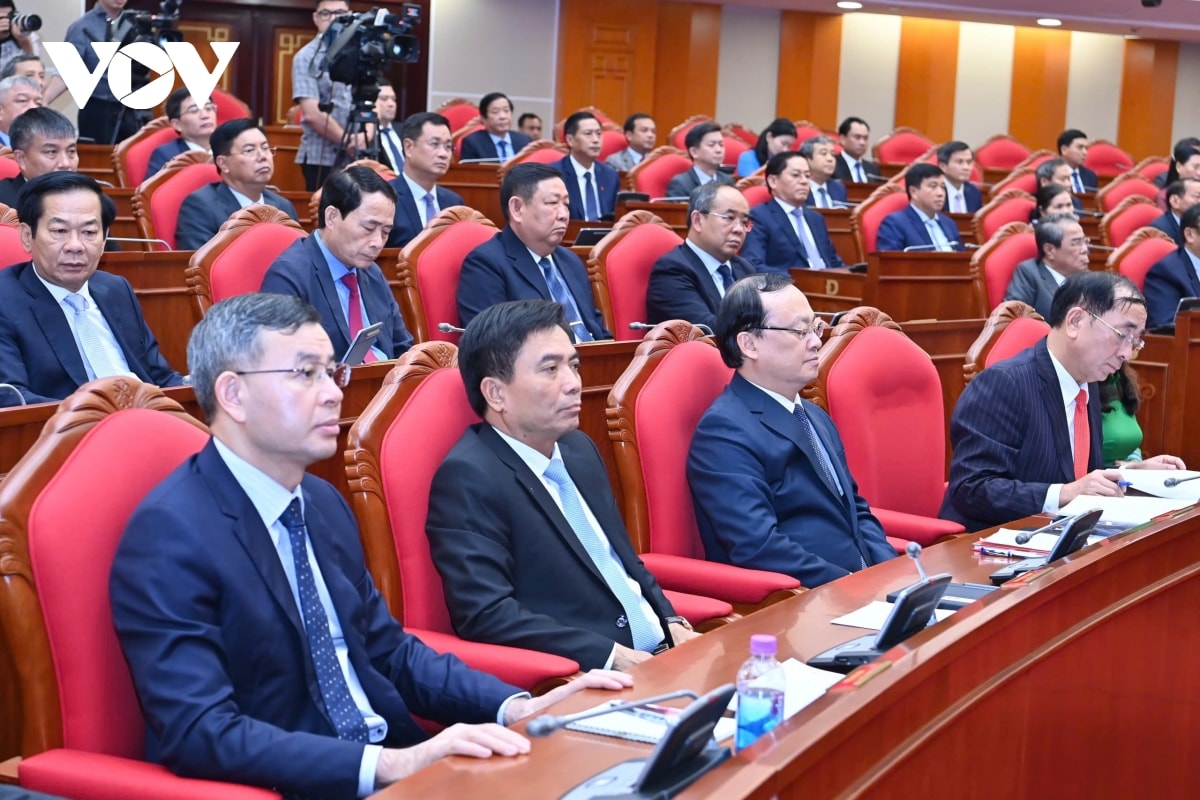 toan canh be mac hoi nghi lan thu 12 ban chap hanh trung uong Dang khoa xiii hinh anh 3