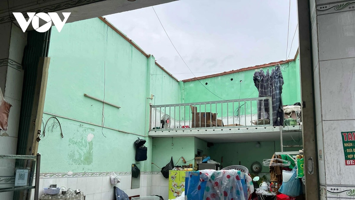 dong loc khien cay do la liet, nhieu can nha toc mai o tp.hcm hinh anh 1