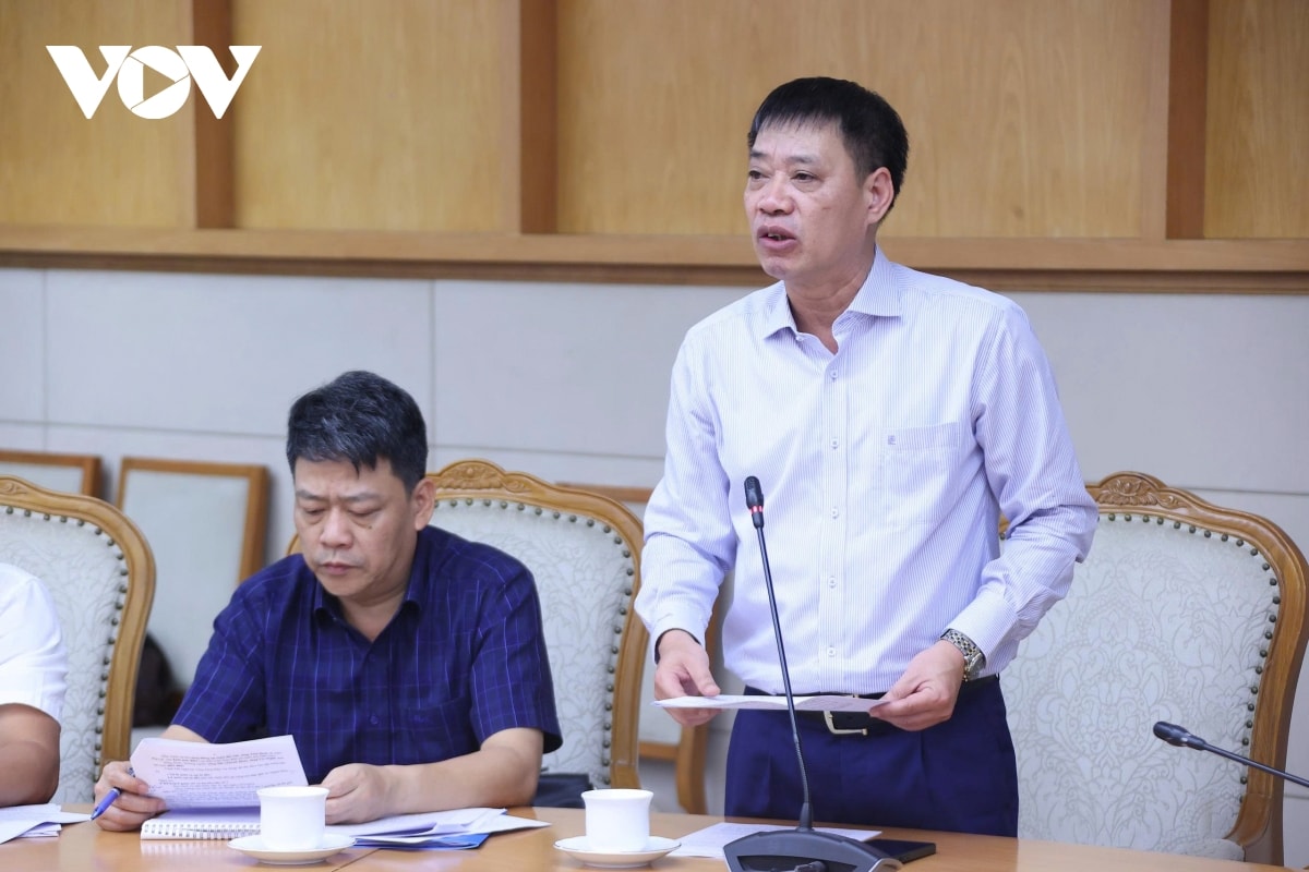 phó thủ tướng yêu cầu cập nhật vùng nguy hiểm, bảo vệ dân vùng xung yếu trước bão số 3 hình ảnh 2 pho thu tuong yeu cau cap nhat vung nguy hiem, bao ve dan vung xung yeu truoc bao so 3 hinh anh 2