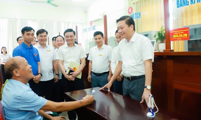 van hanh chinh quyen hai cap, nghe an quyet tam dong bo tu tinh den xa hinh anh 6