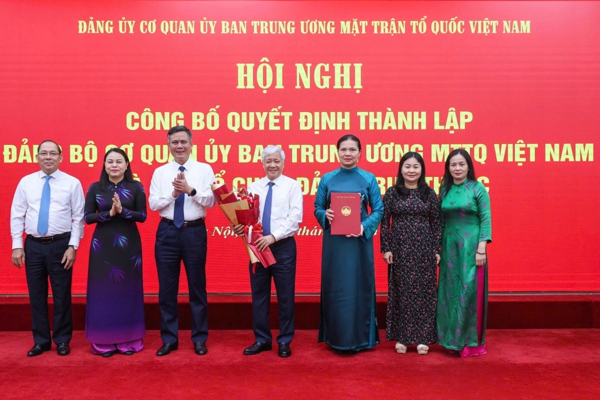 Ông Đỗ văn chiến giữ chức bí thư Đảng ủy cơ quan Ủy ban trung ương mttq việt nam hình ảnh 1 Ong Do van chien giu chuc bi thu Dang uy co quan Uy ban trung uong mttq viet nam hinh anh 1