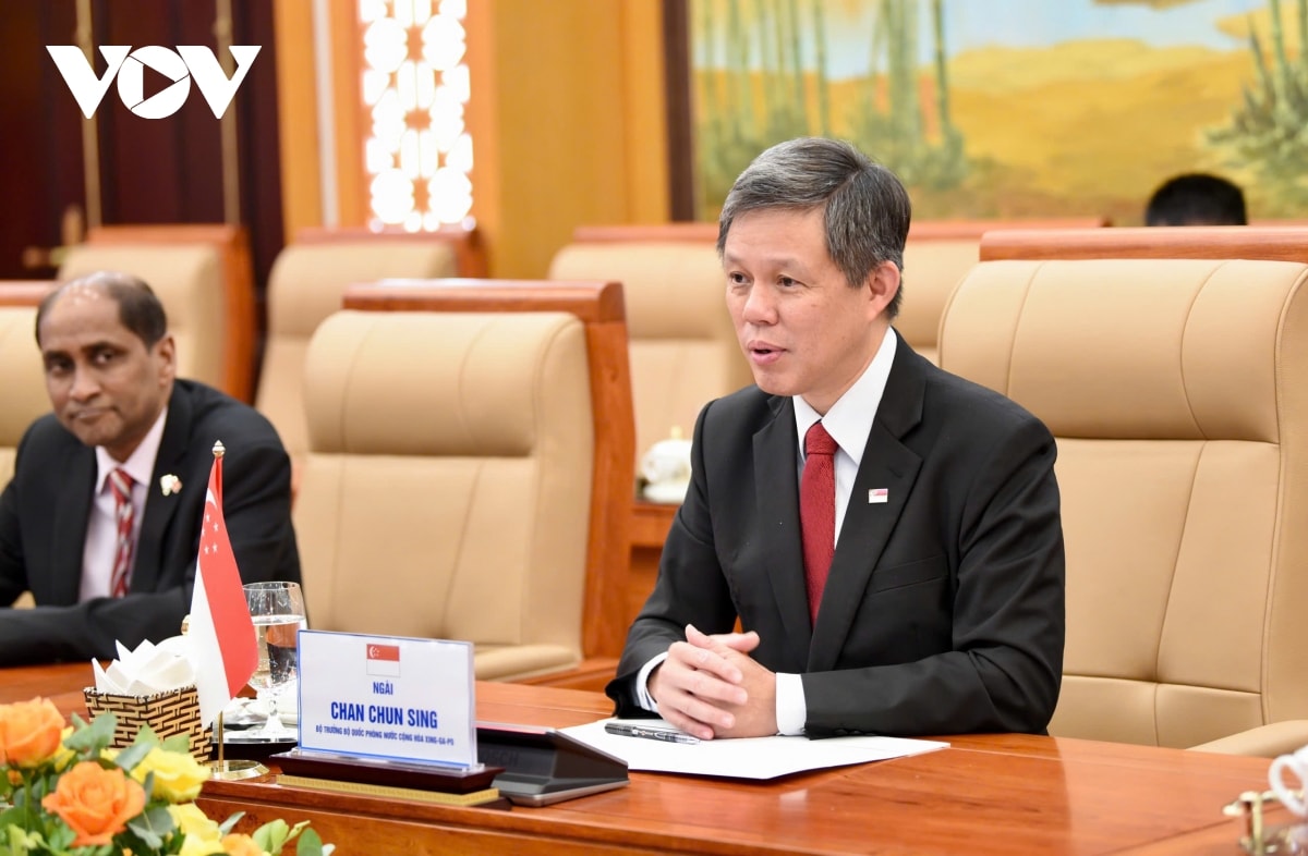 Đại tướng phan văn giang chủ trì lễ đón và hội đàm với bộ trưởng quốc phòng singapore hình ảnh 5 Dai tuong phan van giang chu tri le don va hoi dam voi bo truong quoc phong singapore hinh anh 5