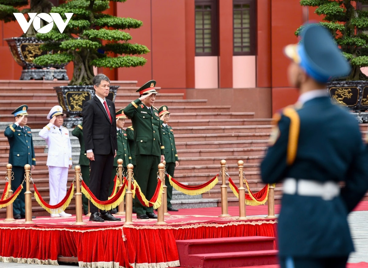 Đại tướng phan văn giang chủ trì lễ đón và hội đàm với bộ trưởng quốc phòng singapore hình ảnh 1 Dai tuong phan van giang chu tri le don va hoi dam voi bo truong quoc phong singapore hinh anh 1