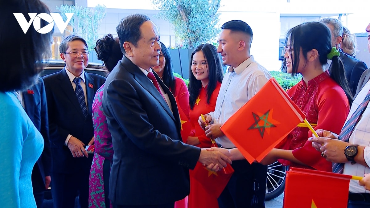 chủ tịch quốc hội và phu nhân bắt đầu thăm chính thức vương quốc maroc hình ảnh 4 chu tich quoc hoi va phu nhan bat dau tham chinh thuc vuong quoc maroc hinh anh 4