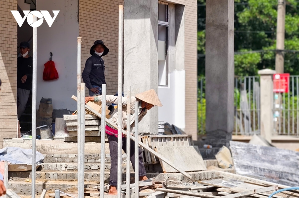 quảng ngãi khẩn trương thi công xây nhà công vụ bố trí cán bộ vào ở sau hợp nhất hình ảnh 6 quang ngai khan truong thi cong xay nha cong vu bo tri can bo vao o sau hop nhat hinh anh 6