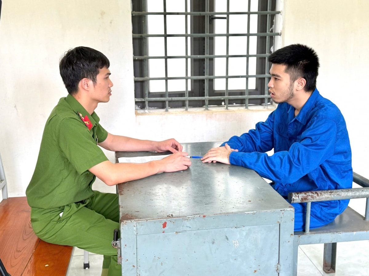 công an phú thọ triệt phá ổ nhóm lừa đảo từ campuchia về việt nam hình ảnh 4 cong an phu tho triet pha o nhom lua dao tu campuchia ve viet nam hinh anh 4