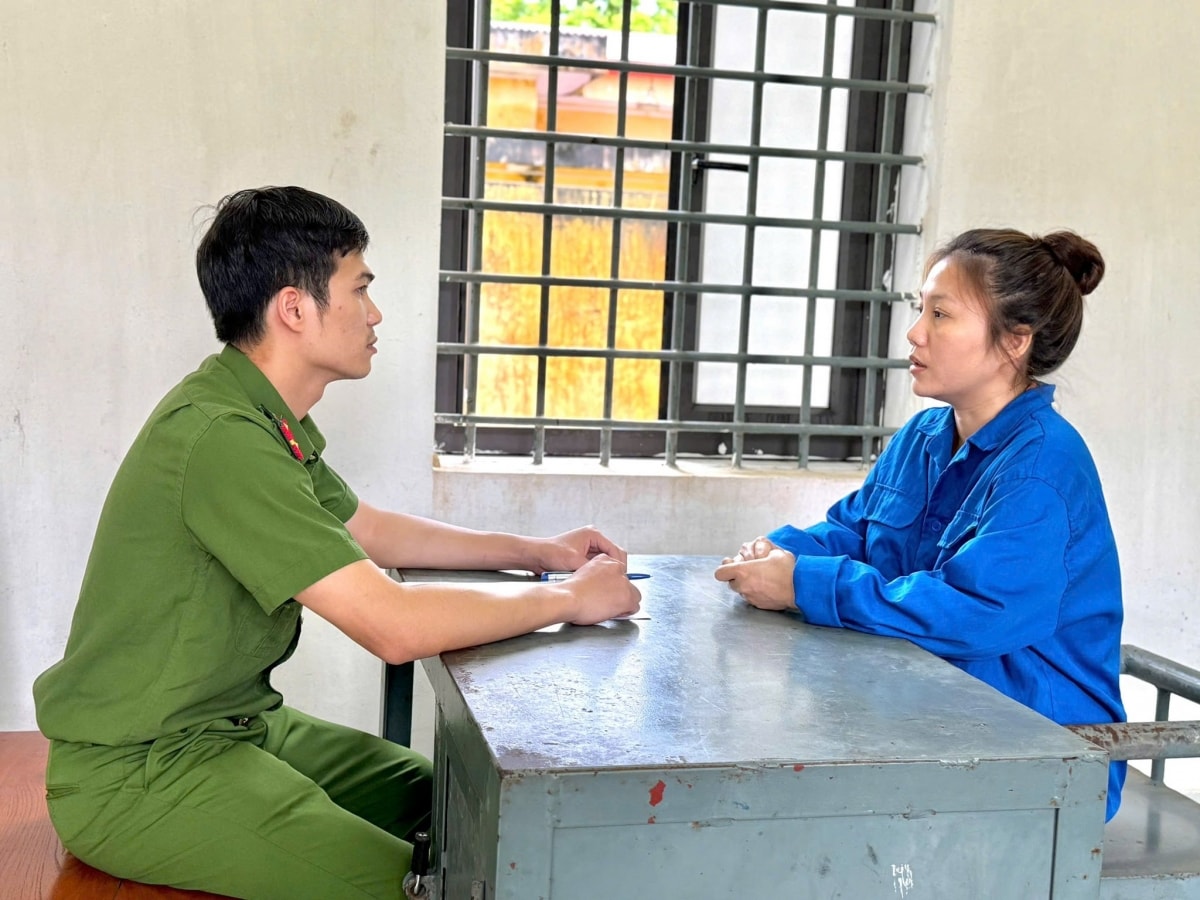công an phú thọ triệt phá ổ nhóm lừa đảo từ campuchia về việt nam hình ảnh 5 cong an phu tho triet pha o nhom lua dao tu campuchia ve viet nam hinh anh 5