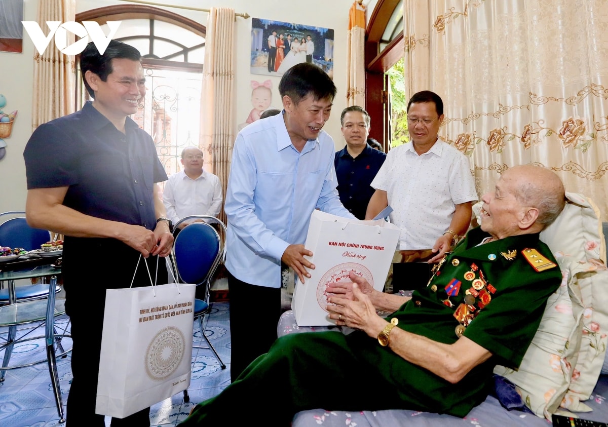 các hoạt động tri ân thương binh liệt sĩ trong cả nước hình ảnh 6 cac hoat dong tri an thuong binh liet si trong ca nuoc hinh anh 6