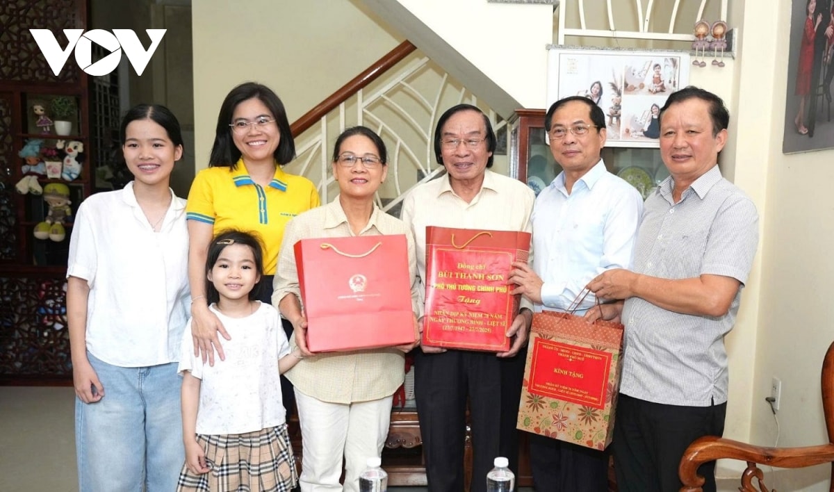 các hoạt động tri ân thương binh liệt sĩ trong cả nước hình ảnh 4 cac hoat dong tri an thuong binh liet si trong ca nuoc hinh anh 4