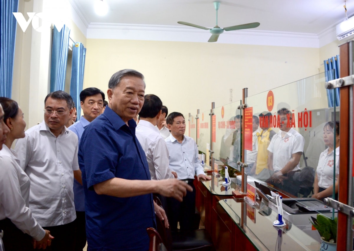 tong bi thu to lam lam viec voi chinh quyen xa vung bien gioi tinh Dien bien hinh anh 2
