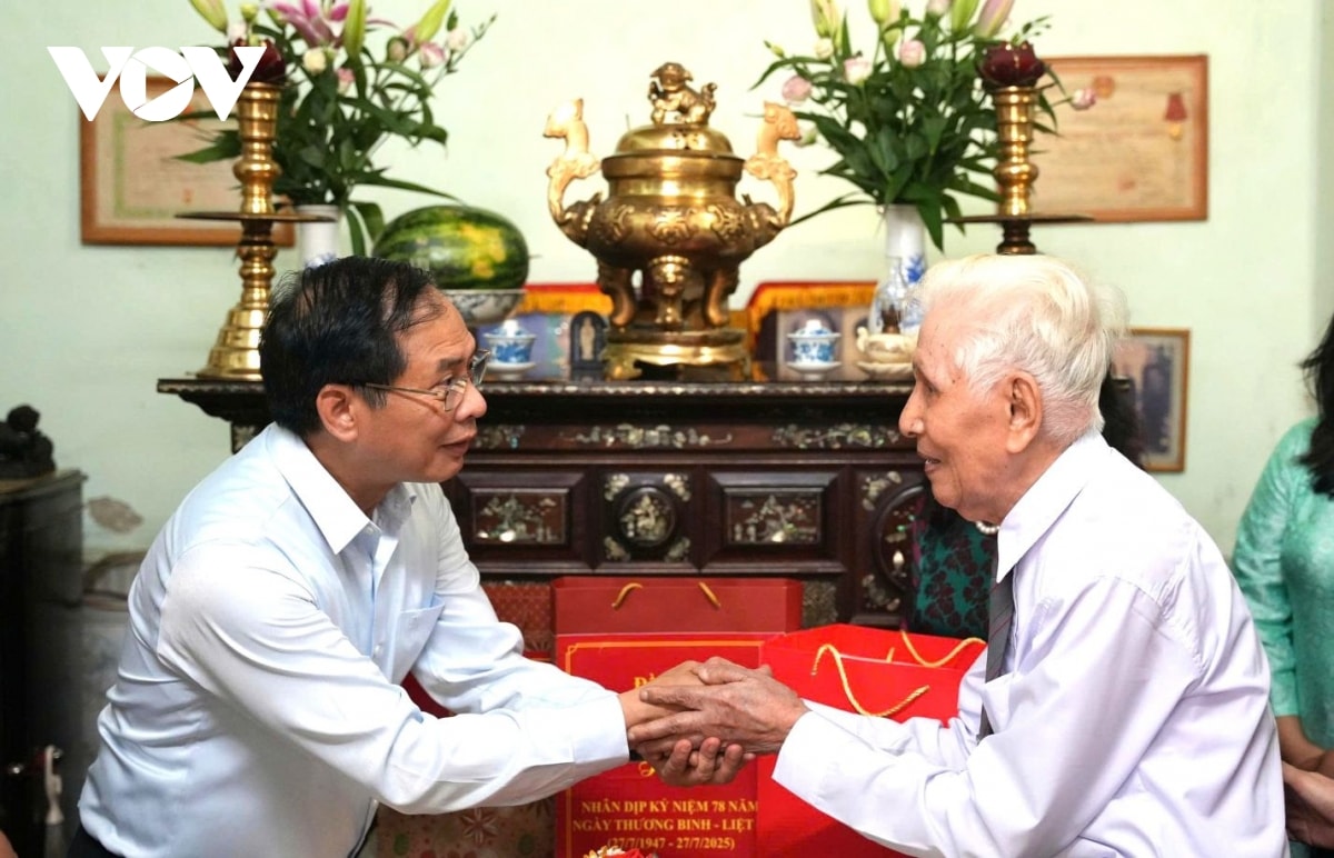 các hoạt động tri ân thương binh liệt sĩ trong cả nước hình ảnh 5 cac hoat dong tri an thuong binh liet si trong ca nuoc hinh anh 5