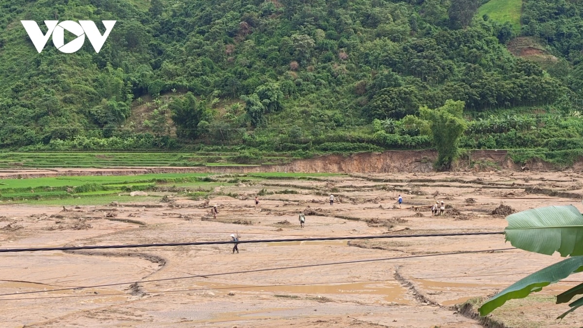 khẩn trương tìm kiếm người mất tích và khắc phục hậu quả lũ quét ở sơn la hình ảnh 4 khan truong tim kiem nguoi mat tich va khac phuc hau qua lu quet o son la hinh anh 4