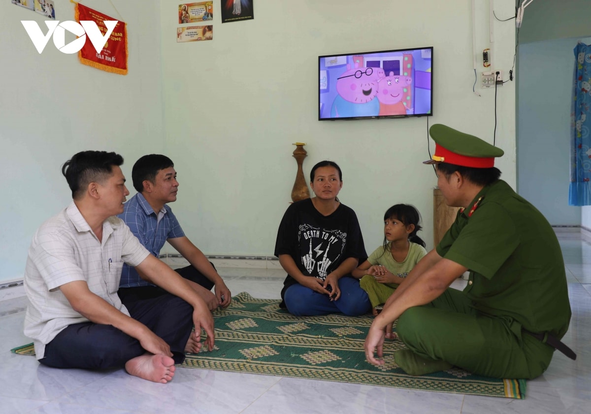 suc hut nhan van- khat vong cong hien tu chuong trinh xoa nha tam hinh anh 2