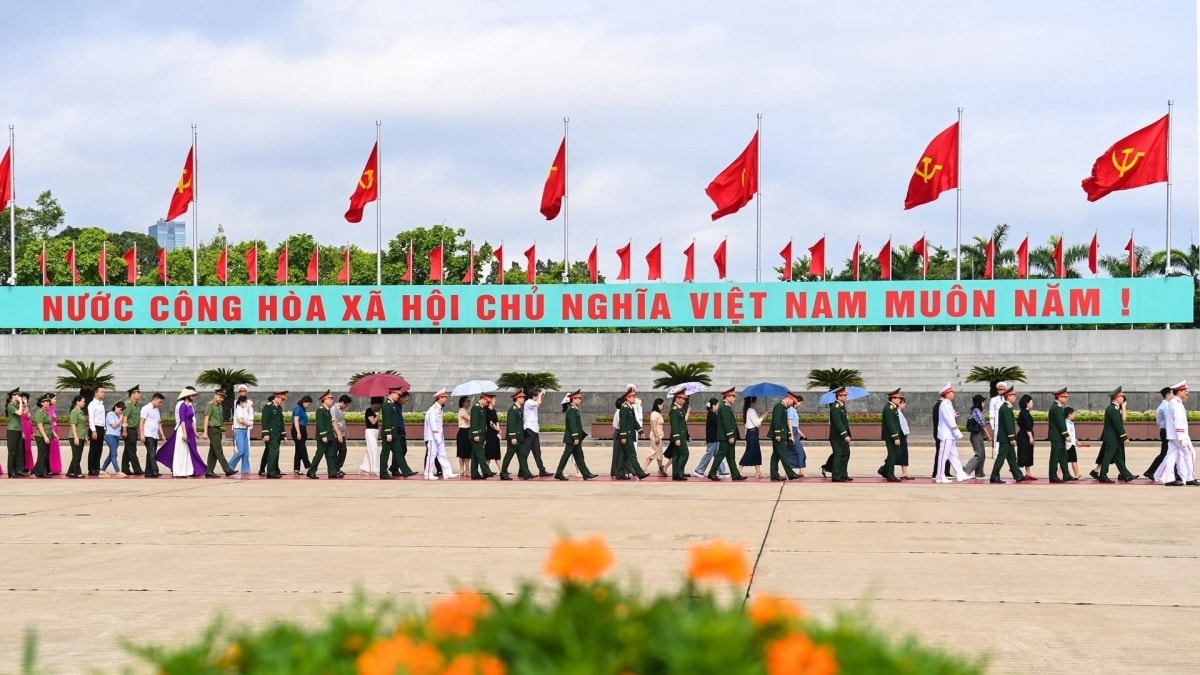 lăng chủ tịch hồ chí minh mở cửa trở lại từ ngày 2 8 2025 hình ảnh 1 lang chu tich ho chi minh mo cua tro lai tu ngay 2 8 2025 hinh anh 1