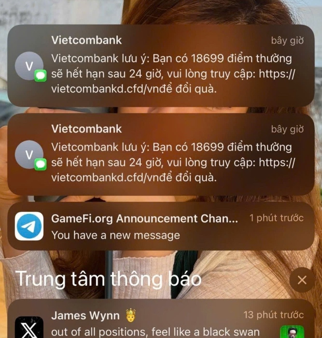 loạt kịch bản lừa đảo mới không thể bỏ qua để tránh sập bẫy hình ảnh 1 loat kich ban lua dao moi khong the bo qua de tranh sap bay hinh anh 1