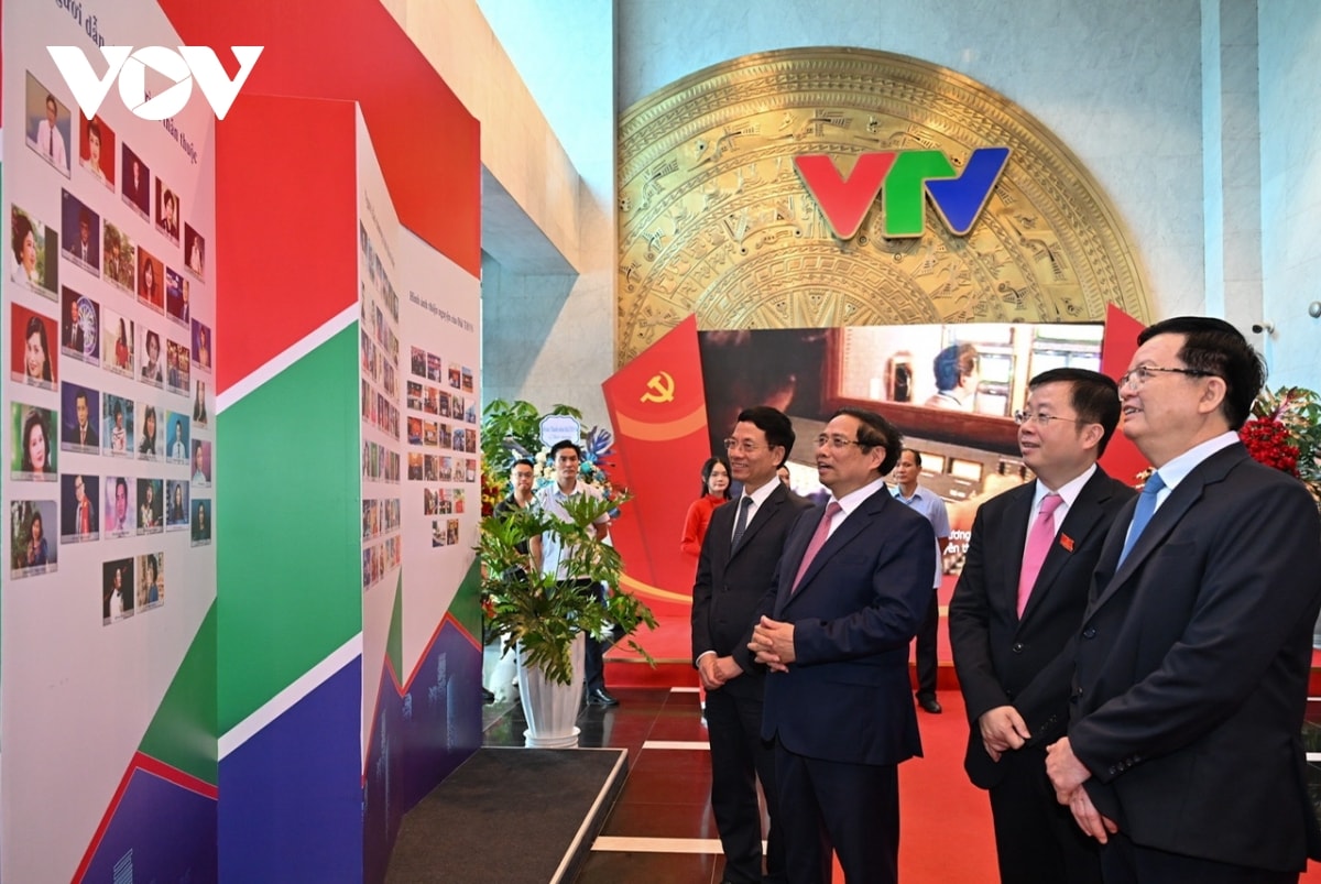 thủ tướng vtv cần tạo động lực, truyền cảm hứng, toát lên sức mạnh của dân tộc hình ảnh 4 thu tuong vtv can tao dong luc, truyen cam hung, toat len suc manh cua dan toc hinh anh 4