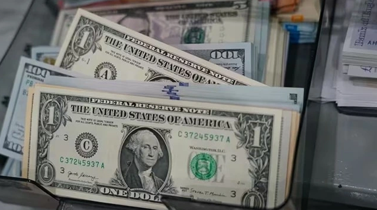 Fed giữ nguyên lãi suất bất chấp sức ép từ Tổng thống Mỹ - 1